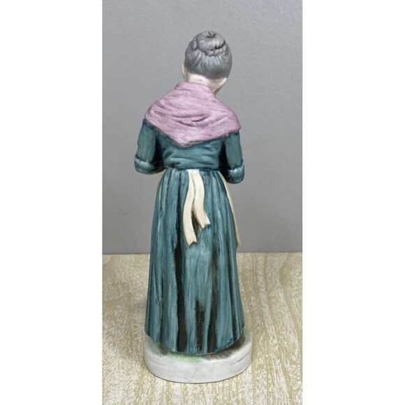 Homco Porcelain Hand Painted Bisque 8" Elderly Woman Praying Figurine 8110 - Picture 3 of 6